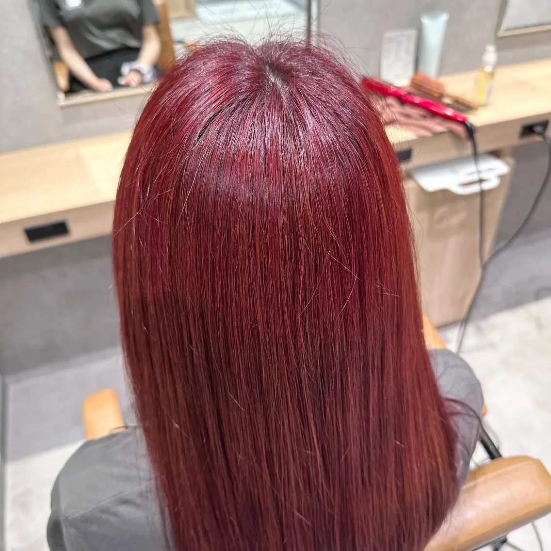 ロング カラー レッドカラー ヘアカラー 髙栁 公暉🇰🇷💫のヘアスタイル