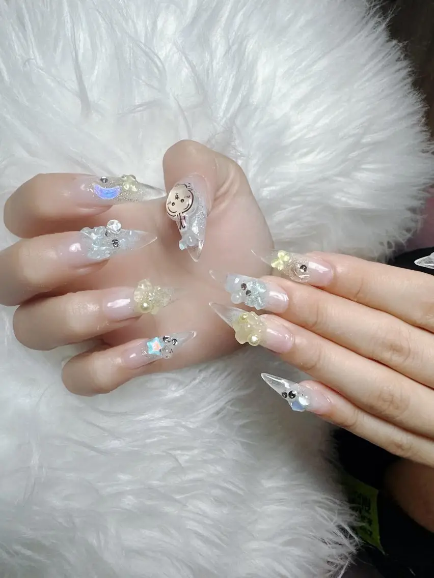 ネイル フットネイル フレンチネイル 韓国ネイル マグネットネイル ニュアンスネイル ハンドネイル ハンドケア Hara Nail 【持ち込みOK】のネイルデザイン