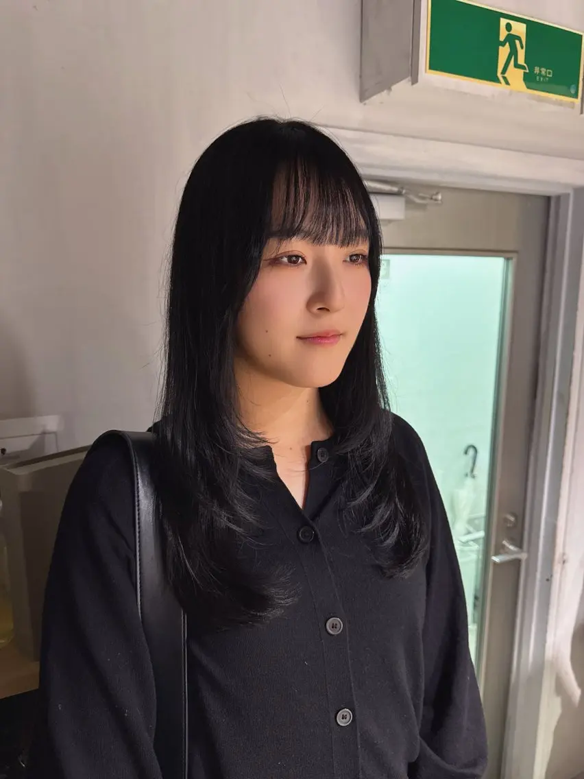 ロング カラー カット ヘアカラー NANAMI🩵 大人可愛い韓国ヘアのヘアスタイル