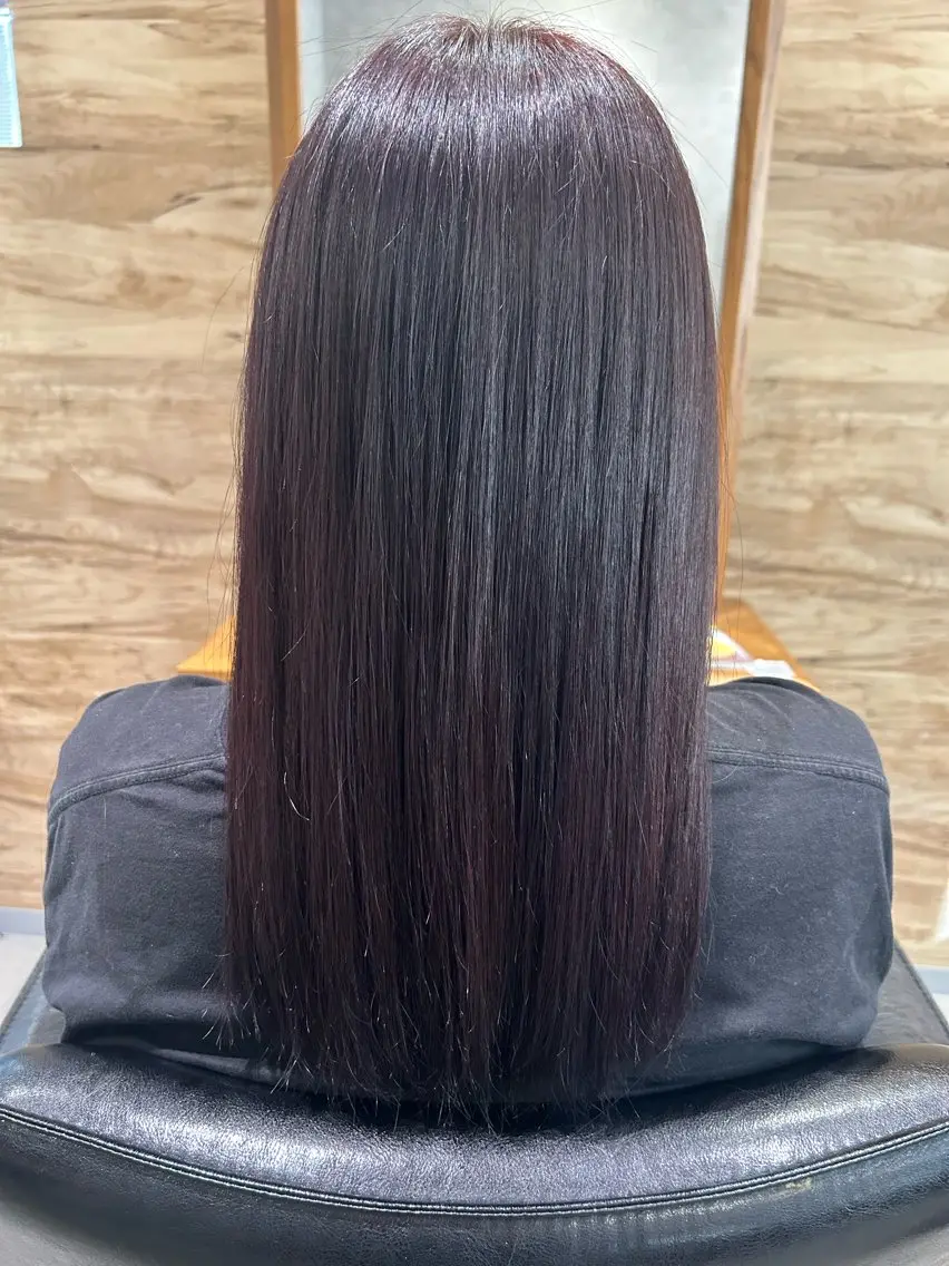 カラー 稲井 裕美のヘアスタイル