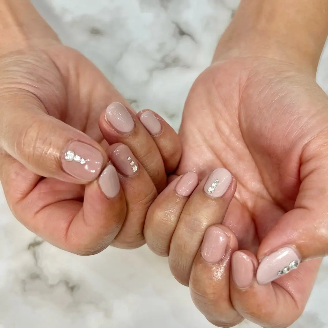 【オフ無し】141色から選べるワンカラー新規ハンドジェル💅🌺(ラメ・ラメグラ変更OK♡)の写真