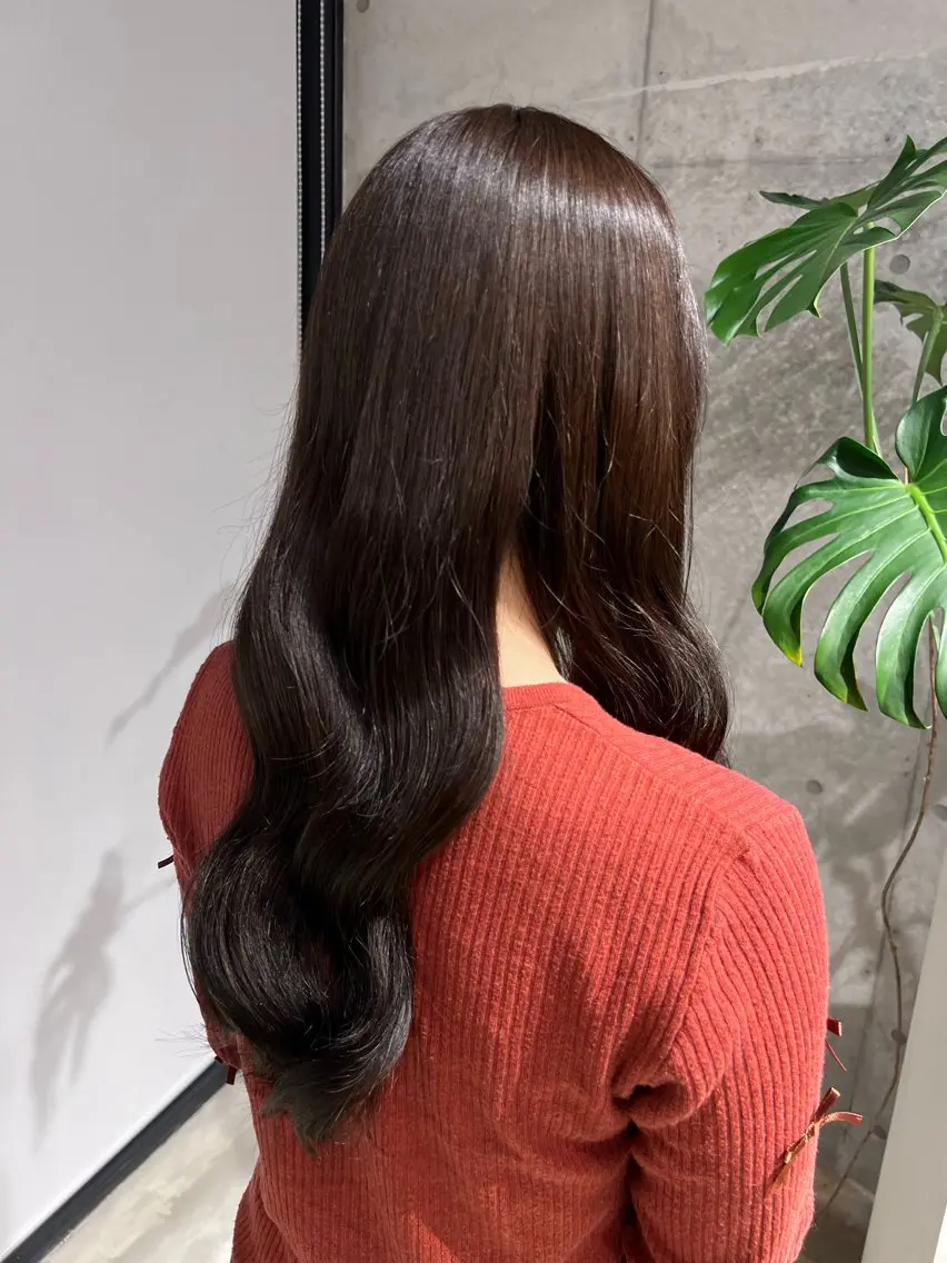 ロング ヘアカラー うるツヤ透明感カラー 𝐀𝐲𝐚𝐦𝐢のヘアスタイル
