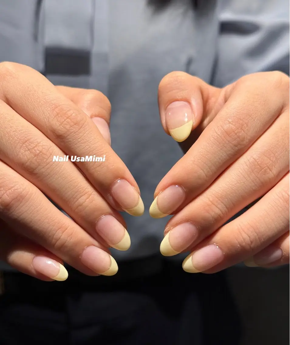 ネイル フレンチネイル 本町ネイルNail UsaMimiのネイルデザイン