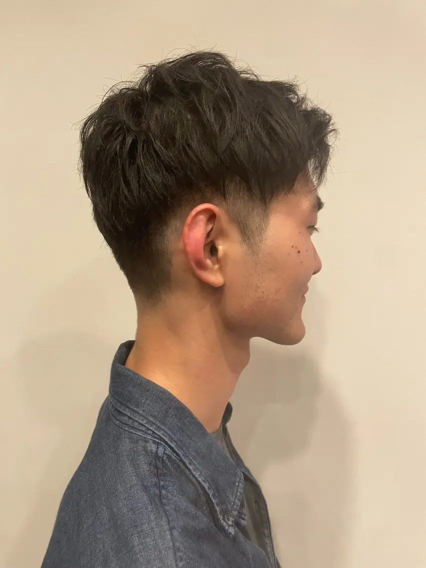 ショート メンズ 刈り上げ レイヤーカット ショートヘア ヤスダ ホノカのヘアスタイル