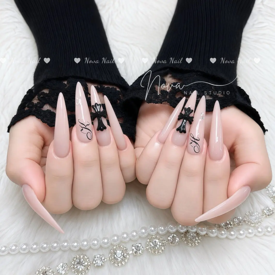 ネイル ハンドネイル ハンドケア Nova Nail Nambaのネイルデザイン