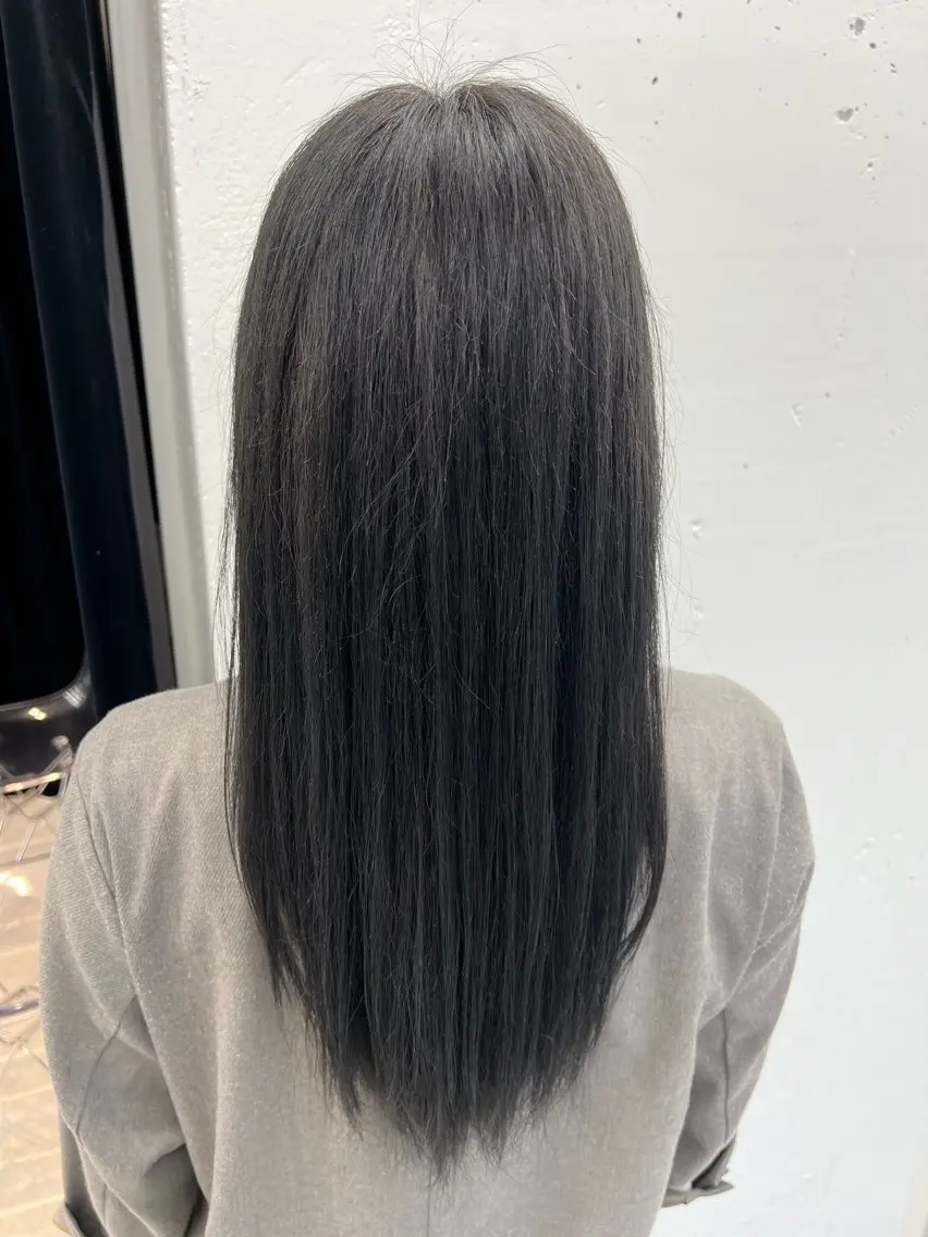 ロング カラー 黒髪 ブルーカラー ネイビーカラー ヘアカラー 🌷︎あすか🌷 JILLSTUDIOのヘアスタイル