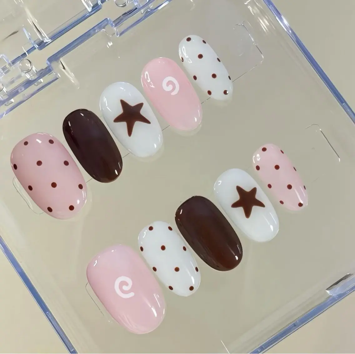 ネイル 長さ出し フレンチネイル グラデーション 韓国ネイル マグネットネイル ハンドネイル Lannie nailのネイルデザイン