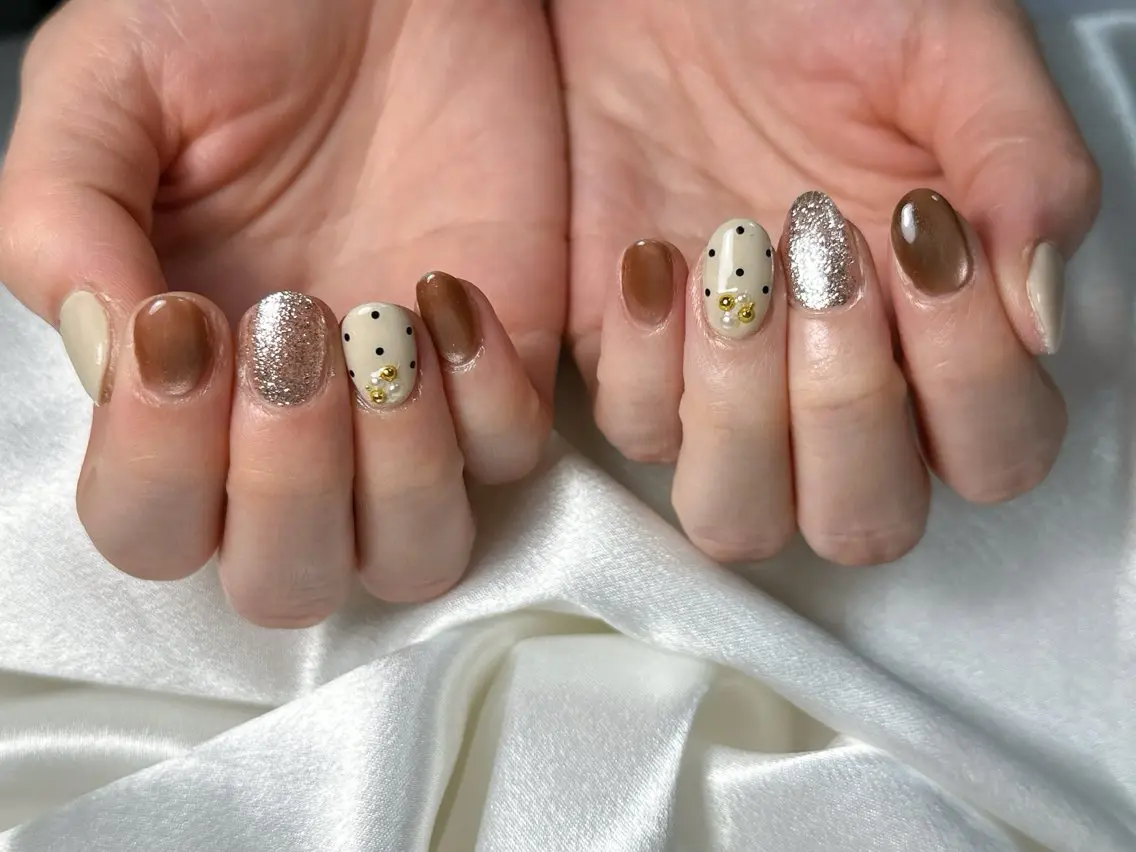 ネイル オーロラネイル フットネイル フレンチネイル ジェルネイル ハート ハンドネイル kiki nail たまプラーザのネイルデザイン