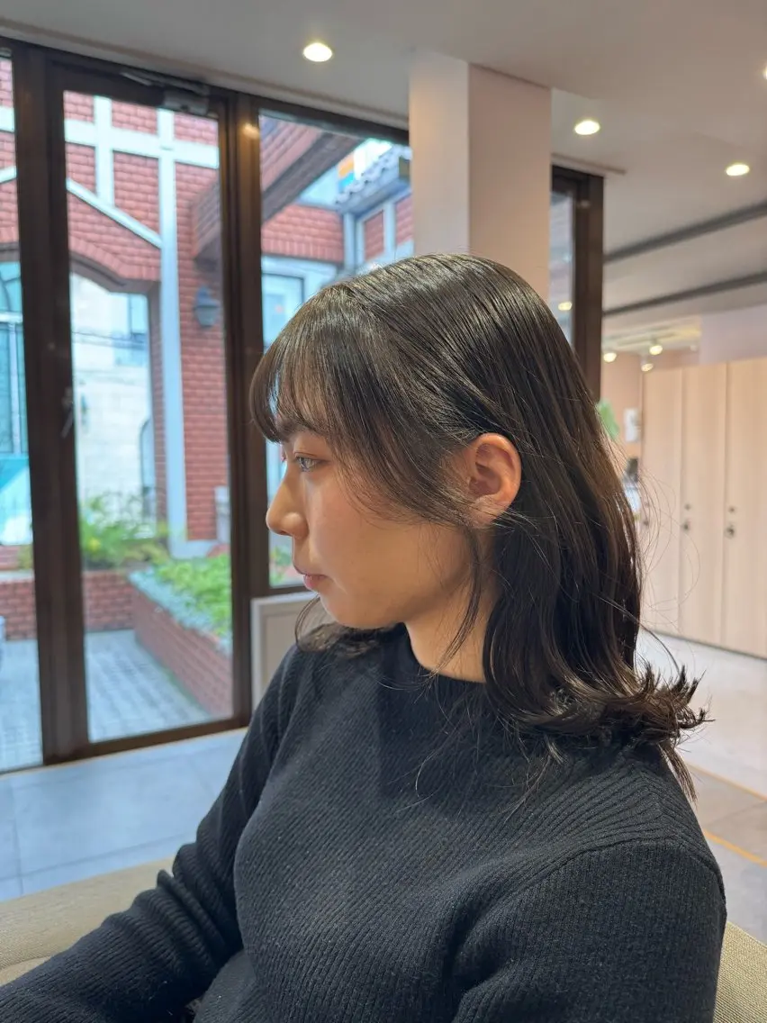 ミディアム カラー カット ヘアカラー AYATO 'のヘアスタイル