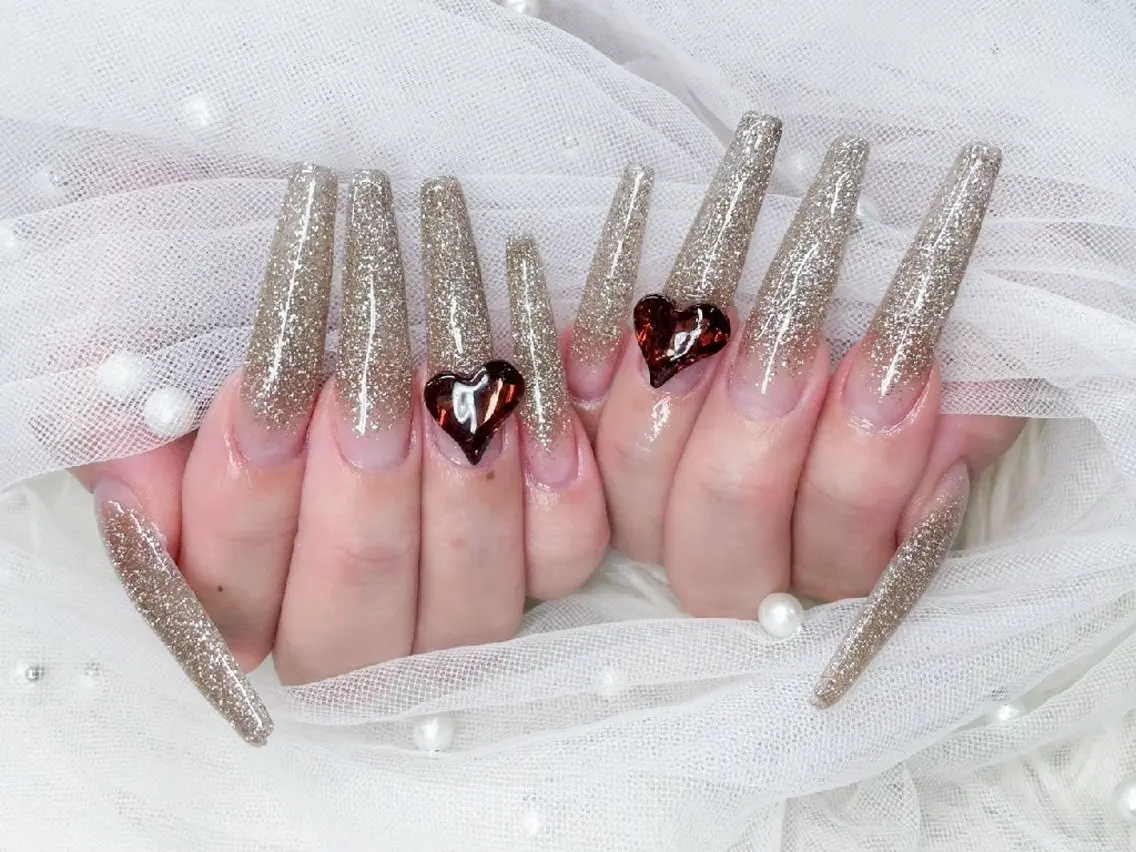 ネイル チークネイル 長さ出し フラッシュネイル フレンチネイル ジェルネイル Chouette Nailのネイルデザイン