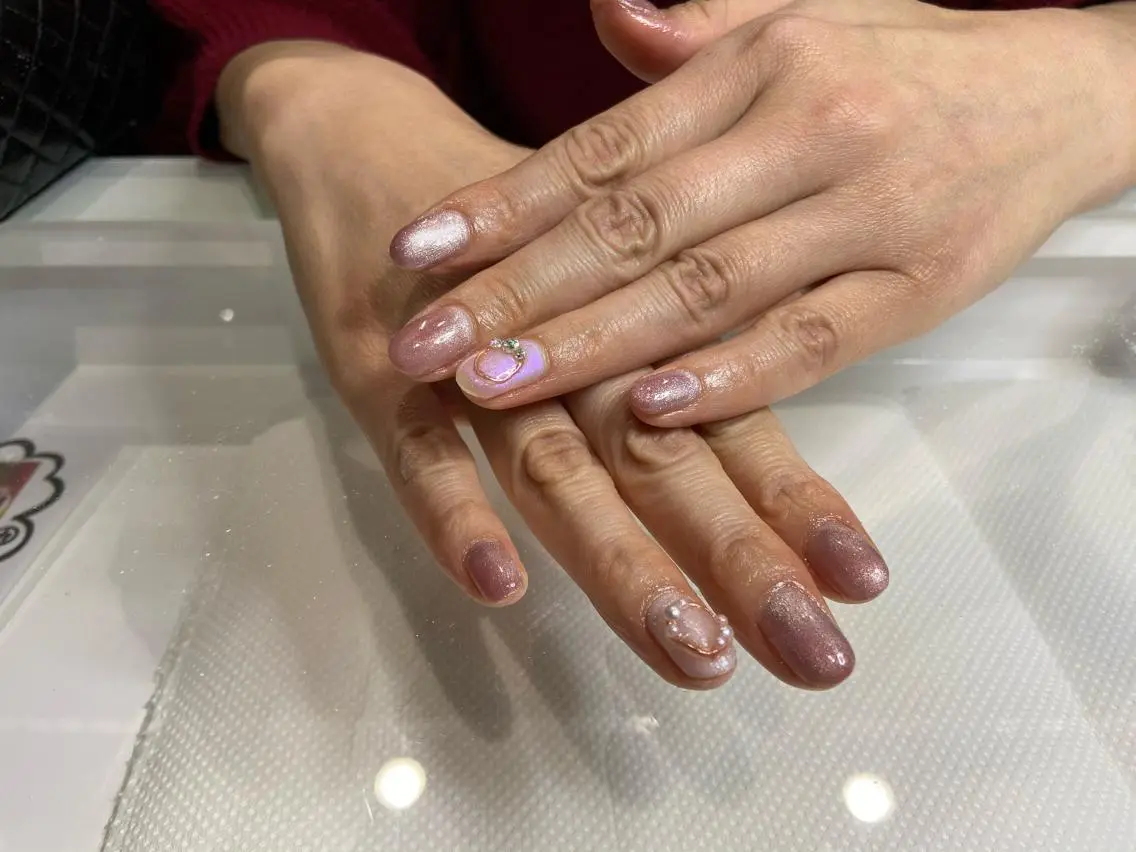 ネイル Miki 本町駅｜💅‎🤍のネイルデザイン