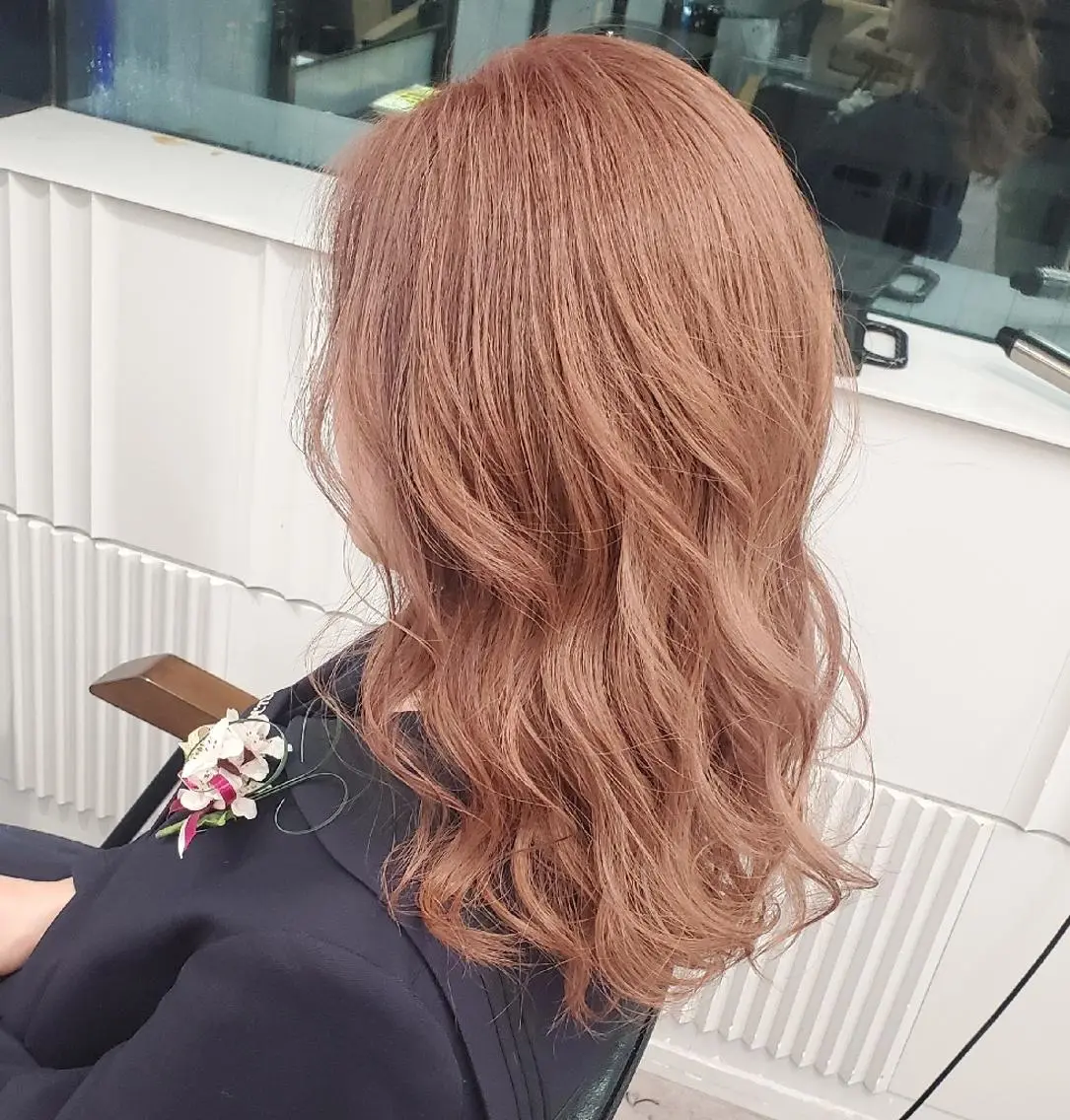 セミロング ✨本日空きあります✨ 遠田コウヘイ🌟のヘアスタイル