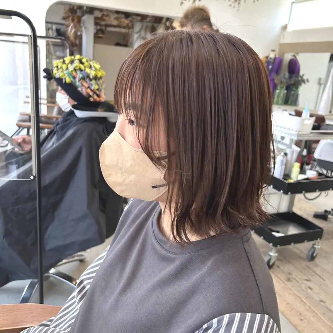 ミディアム カット ヘアカラー トリートメント 綿貫 美雪のヘアスタイル
