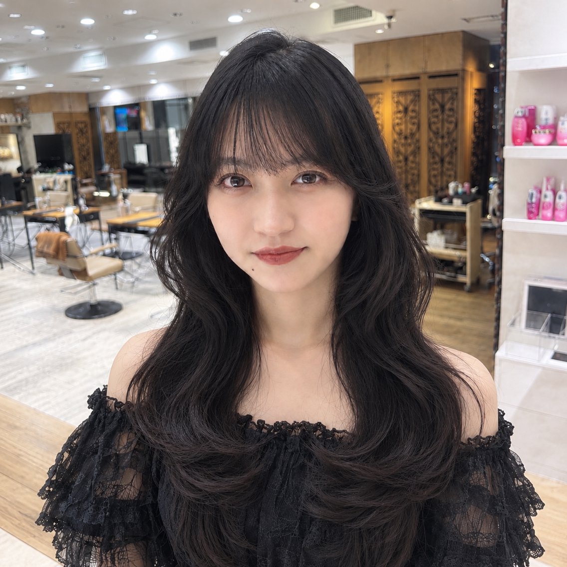 セミロング レイヤーカット /アレンジ和田茉日琉のヘアスタイル