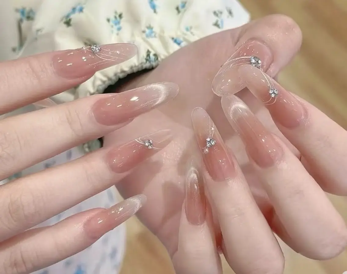 ネイル ハンドネイル Luvia Ginzaのネイルデザイン