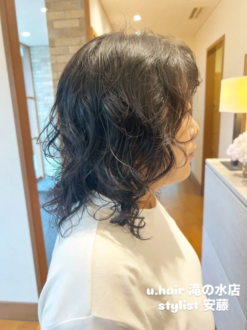 ミディアム ミディアムパーマ 安藤 真衣香のヘアスタイル