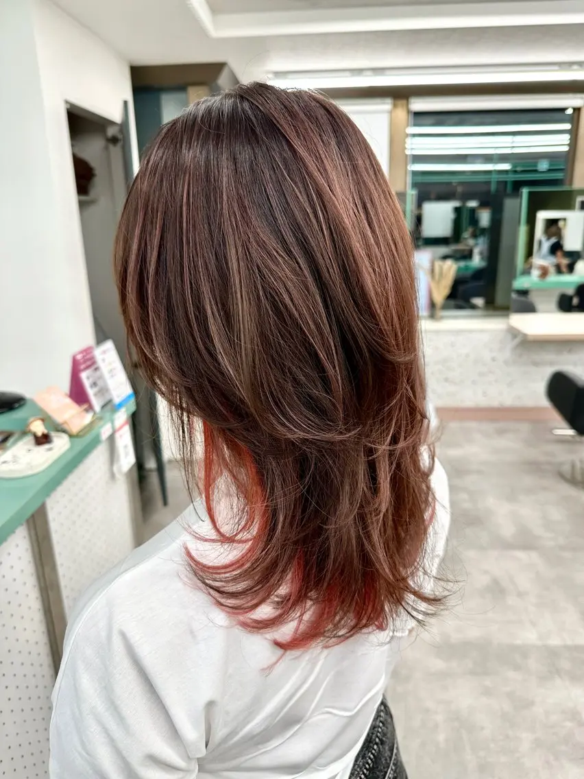 ミディアム ハイライト カット ヘアカラー トリートメント 💚透明感カラー💚 ♻️本間♻️のヘアスタイル