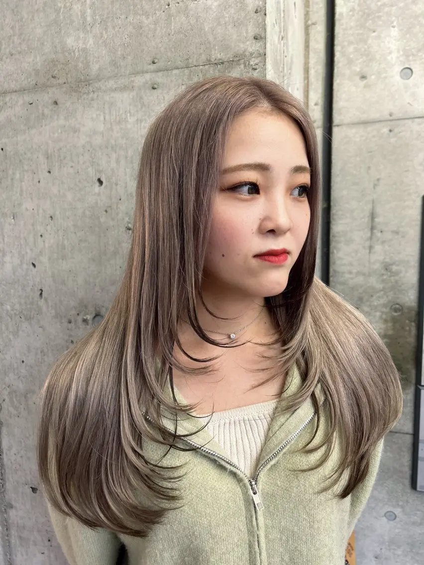 ロング カラー カット ヘアカラー トリートメント 🎨デザイン🥇 美髪・艶髪 日暮千敬のヘアスタイル