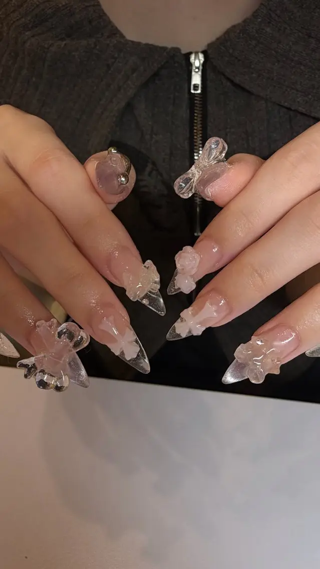 ネイル クリアネイル ハンドネイル ayumi‪‪❤︎‬ Betty Nailのネイルデザイン