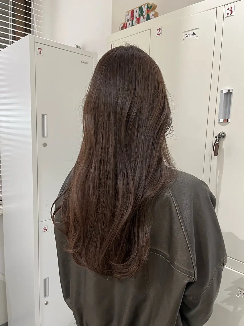 ロング カラー ヘアカラー 原口 桃歌のヘアスタイル