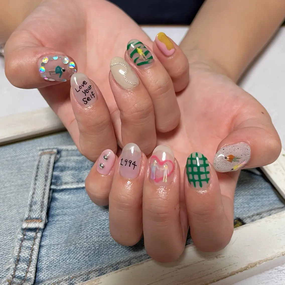 ネイル shiki_nail 🪐のネイルデザイン