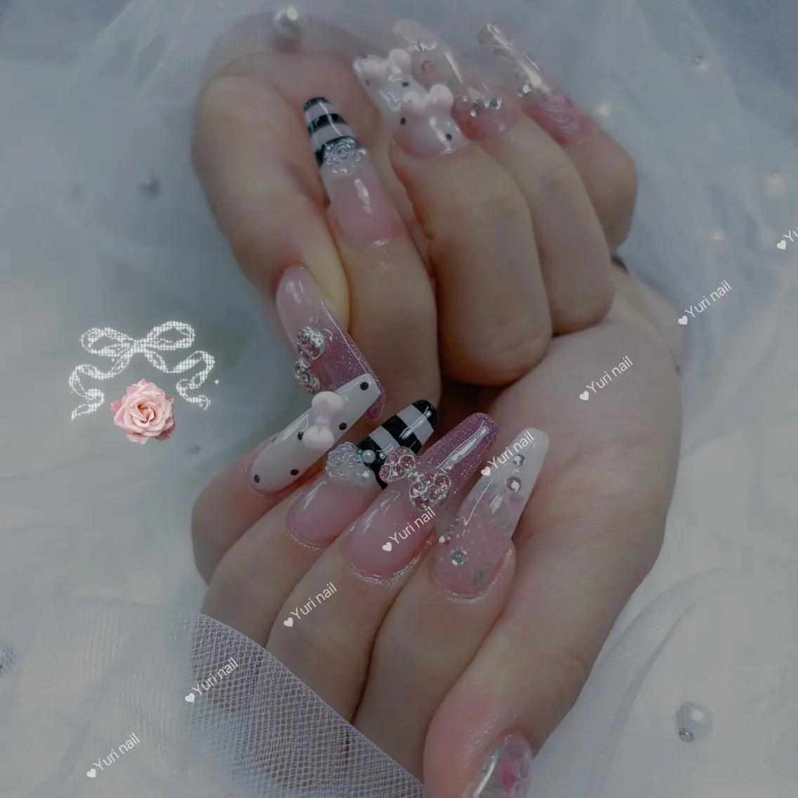 ネイル オーロラネイル 韓国ネイル マグネットネイル リボン ワンホンネイル ハンドネイル Yuri.nail studioのネイルデザイン