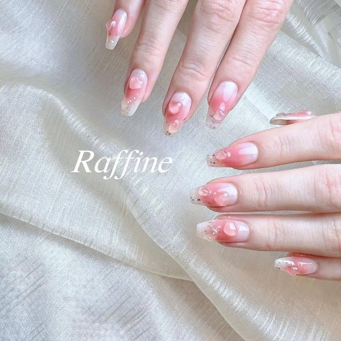ネイル ハンドネイル フットネイル ハンドケア RAFFINE haru🦋🩵のネイルデザイン