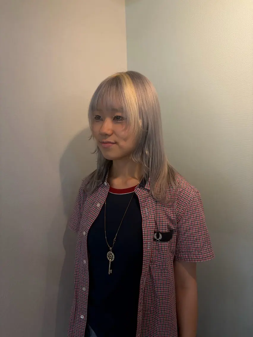 セミロング カラー .•♬ ハルナ.•♬のヘアスタイル