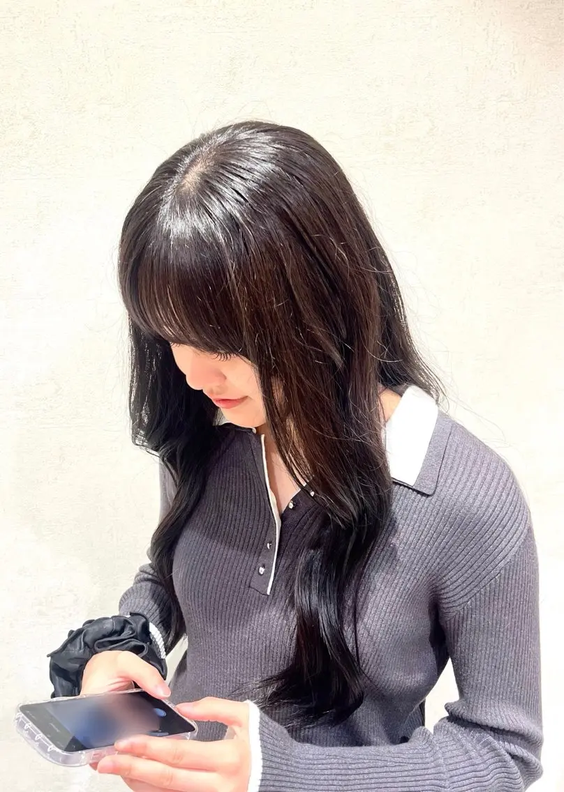 ロング カラー ヘアカラー 中山 結愛のヘアスタイル