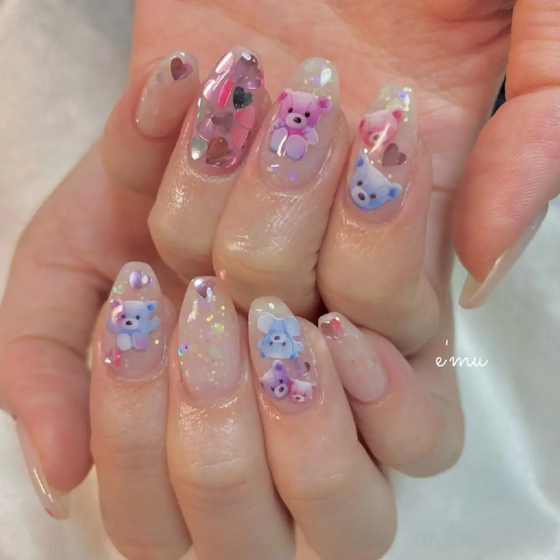 ネイル ハート キラキラネイル nail salon e'mu💐のネイルデザイン