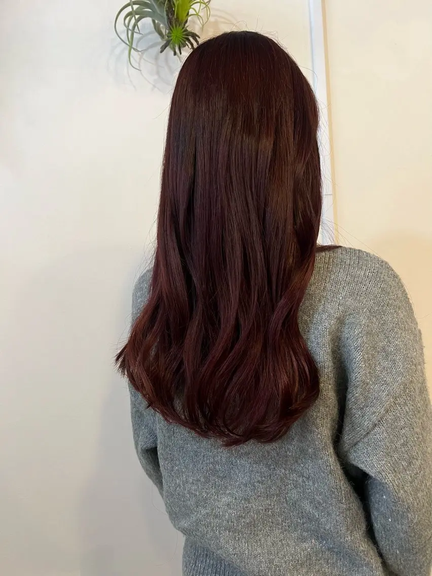 ロング カラー ボルドーカラー ヘアカラー Sherry/R 三川町 ayakaのヘアスタイル