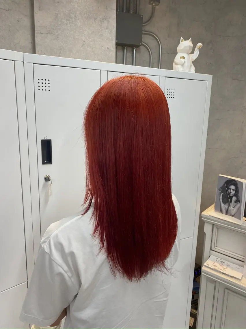 セミロング カラー ヘアカラー limitみづき🌙 レイヤーカットのヘアスタイル