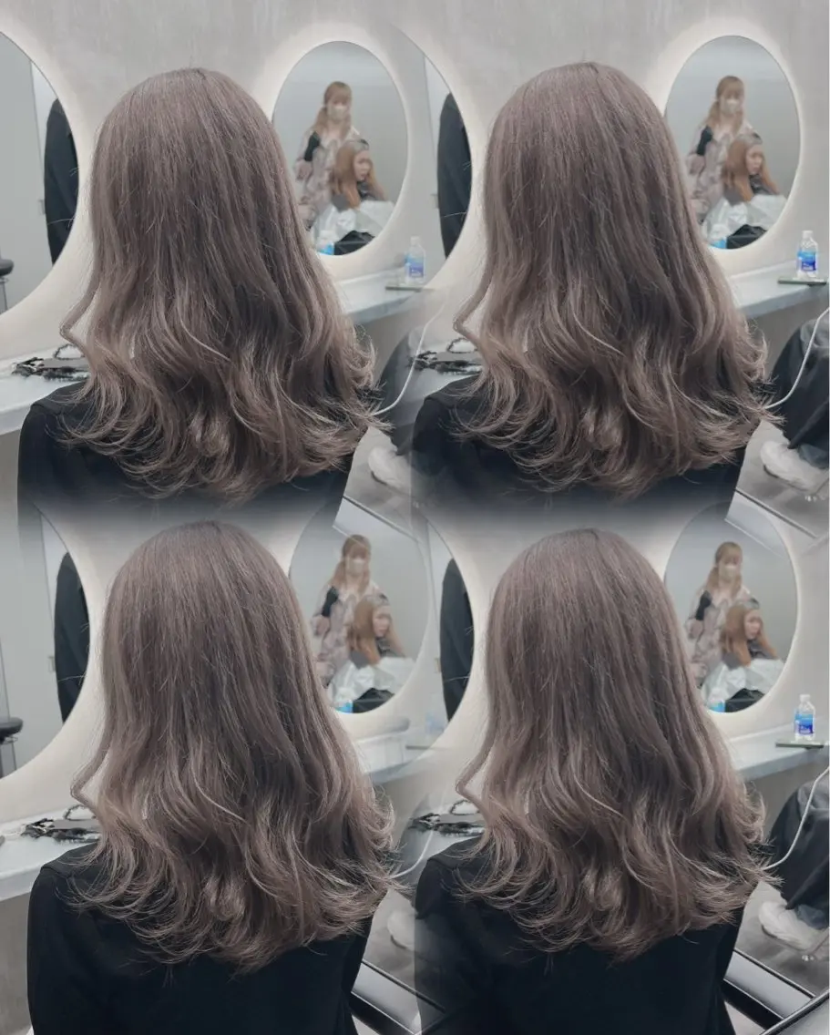 ロング ヘアカラー トリートメント ベージュ/グレージュ 🧸あやか/表参道のヘアスタイル