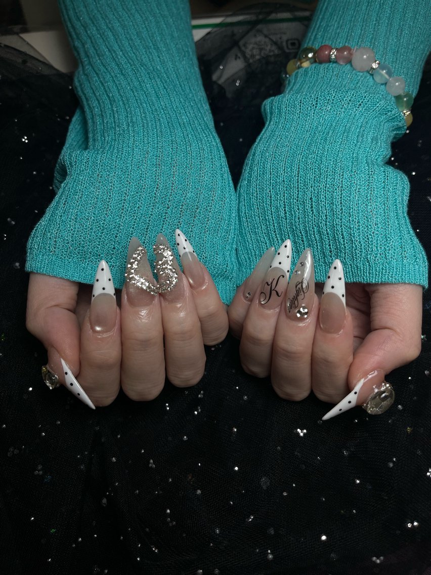 ネイル ハンドネイル Huynnail Shinjukuのネイルデザイン