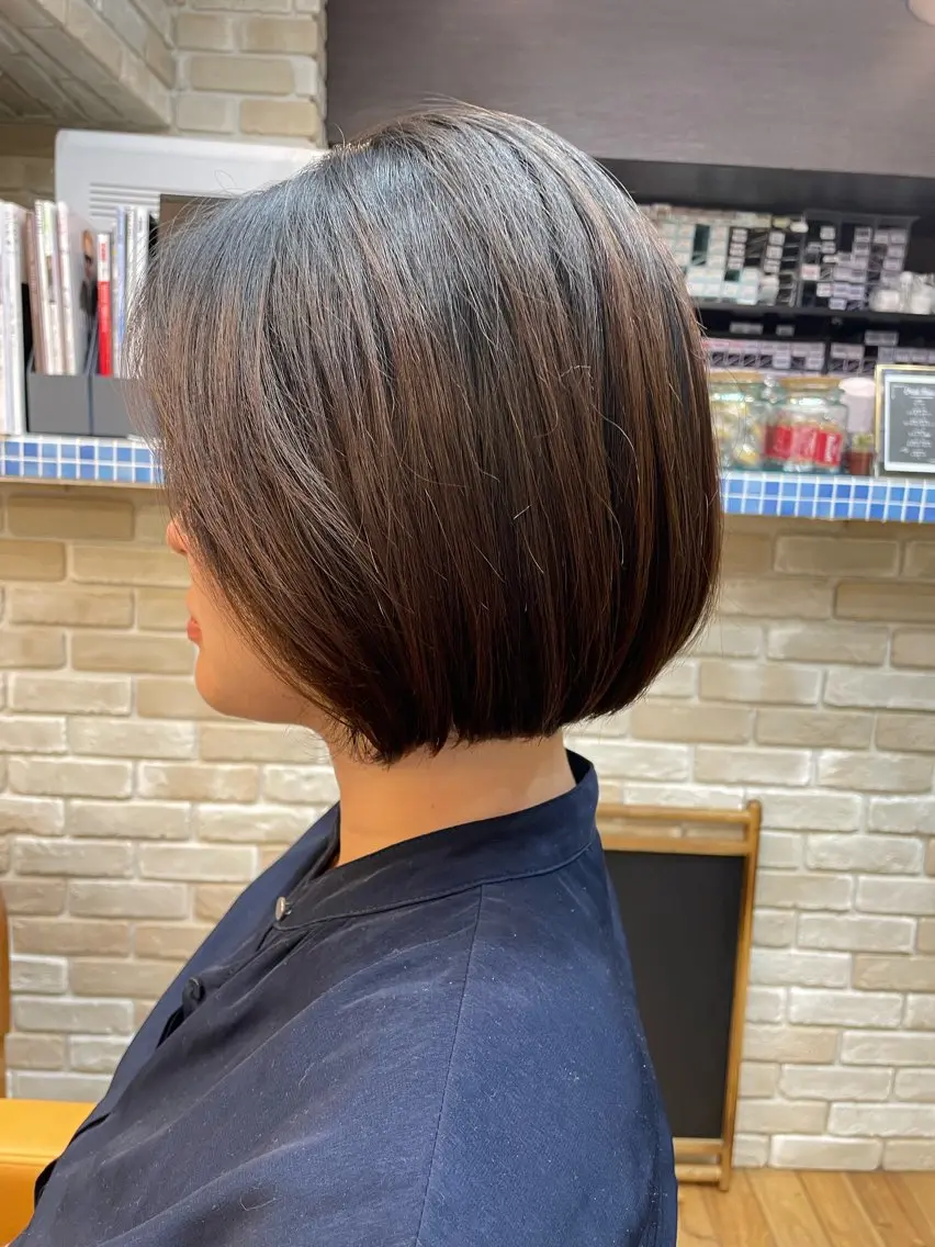 ショート レイヤースタイル⭐️ 村上のヘアスタイル