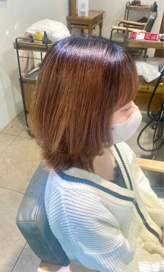 ミディアム ボブ くびれヘア レイヤーカット LiC えりのヘアスタイル
