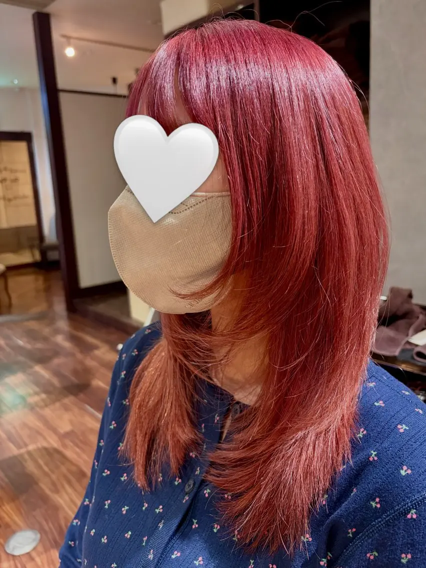セミロング ヘアカラー feelrefine Kaori🌻のヘアスタイル
