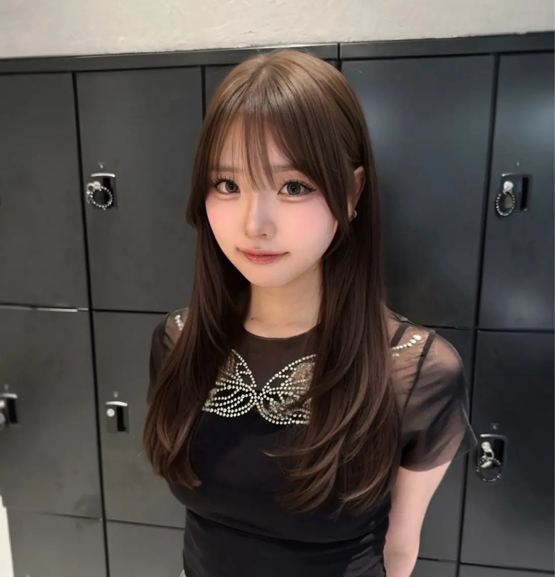 セミロング 伸ばしかけ 韓国風ヘア レイヤーカット 奥山 みのりのヘアスタイル