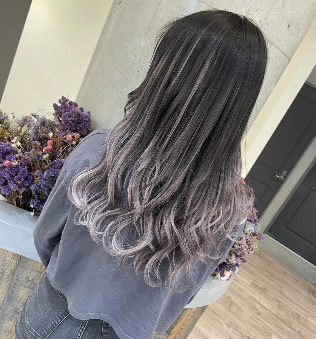 ロング Loob.TOKYO MIYA🌈のヘアスタイル