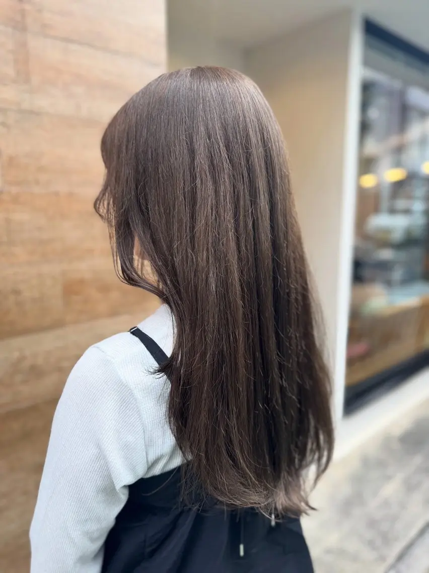 ロング ヘアカラー Kaori🌈透明感 カラー / 髪質改善のヘアスタイル