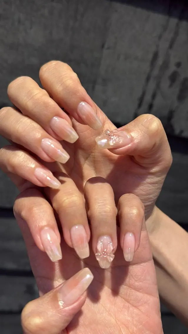 ネイル フラッシュネイル フラッシュマグ フットネイル フレンチネイル 韓国ネイル ハンドネイル SAKU nail 作島茜のネイルデザイン