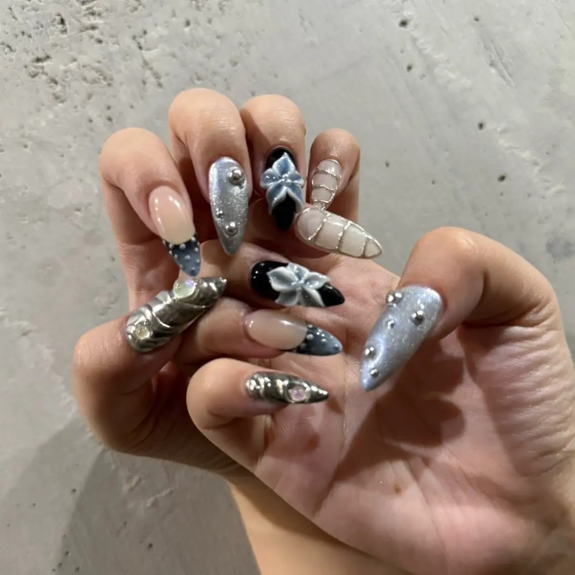 ネイル ハンドネイル IROHA nail Ami🐊🎀のネイルデザイン