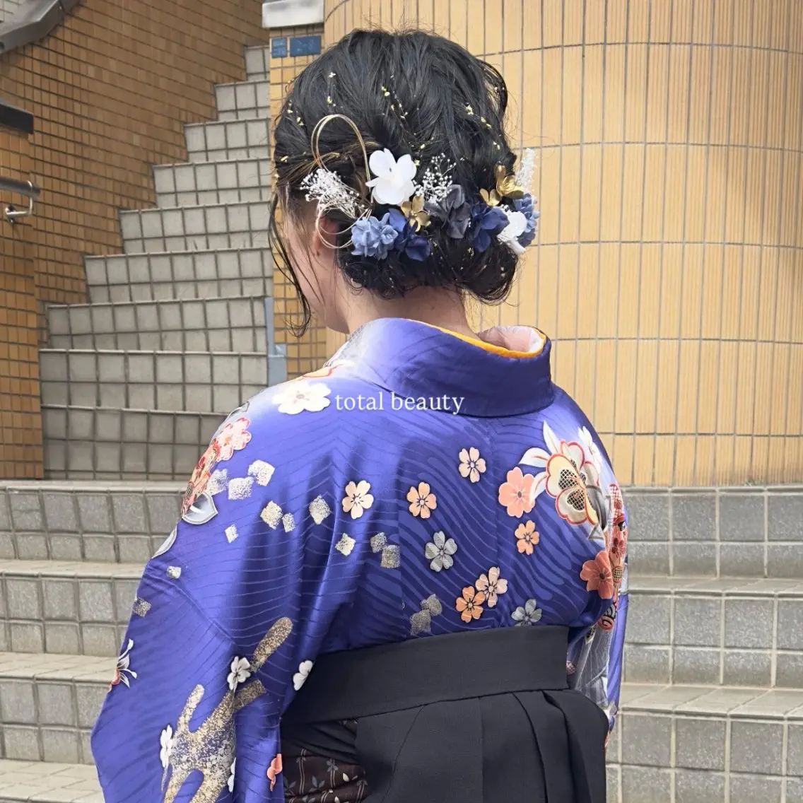 ショート カラー ヘアアレンジ 卒業式のヘアスタイル ヘアセット makoto / 韓国風ヘア🎀🪄︎のヘアスタイル