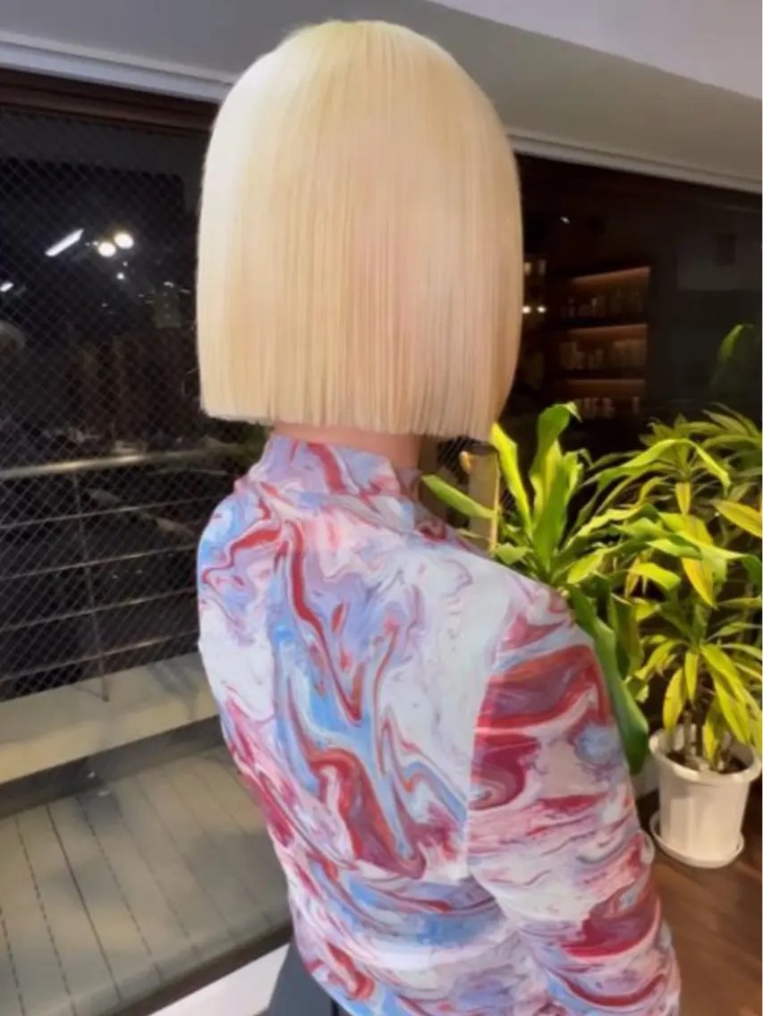 ショート ⭐️心斎橋カラーモデ ル⭐️SOUのヘアスタイル