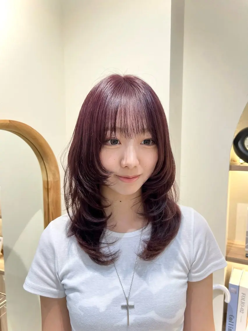 ミディアム カラー Zina aimiのヘアスタイル