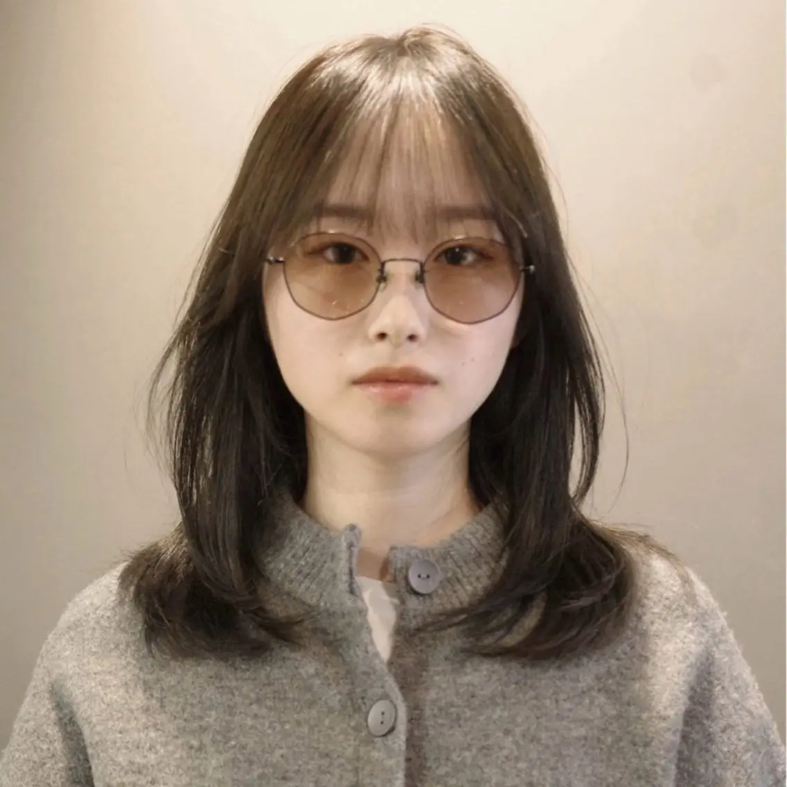 ミディアム カラー 柴田 愛菜 NEROのヘアスタイル