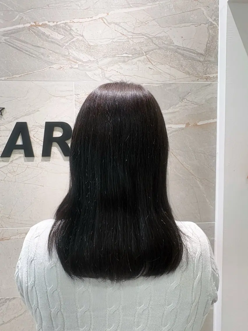 ミディアム カラー アッシュ アッシュブラウン ブラウンカラー カラーモデル0円⭐️ 募集中/こはく🍭のヘアスタイル