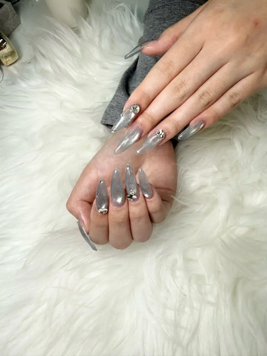 ネイル ジェルネイル 韓国ネイル ロングネイル シンプルネイル ワンホンネイル Lina  nail beautyのネイルデザイン