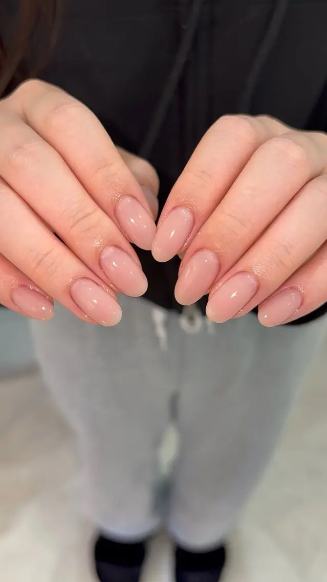 ネイル ジェルネイル 韓国ネイル オフィスネイル ワンカラーネイル シンプルネイル ハンドネイル nué nail 【halu】のネイルデザイン