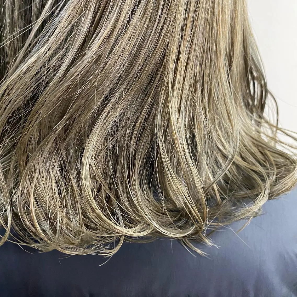 ショート カラー 清村 和音のヘアスタイル